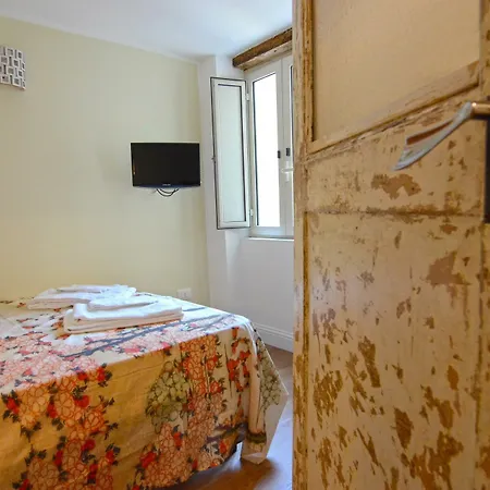 Le Stelle Magiche Apartment *